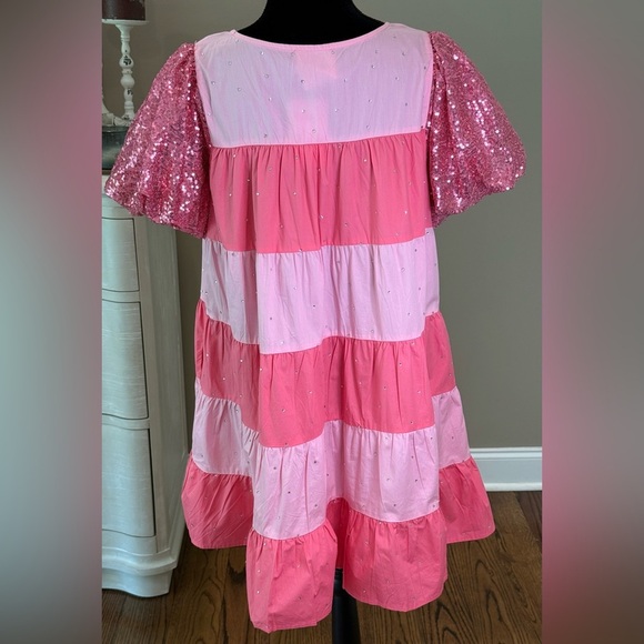 NWT Women’s FANTASTIC FAWN pink colorblock sequin puff sleeve dress- Size Medium - Picture 9 of 9
